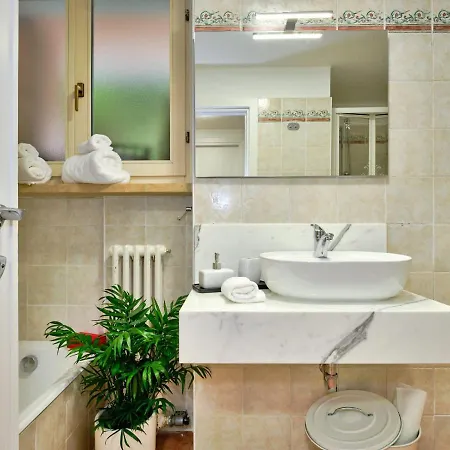 Apartment Domus